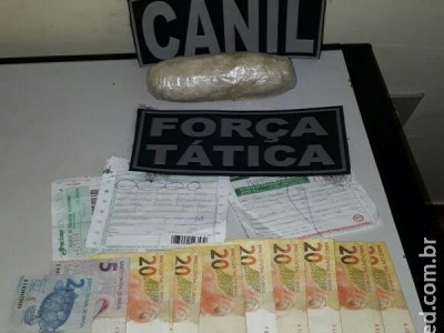 Polícia apreende drogas e prende traficante acidentado