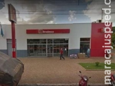 Polícia caça bando que manteve família de gerente em cárcere