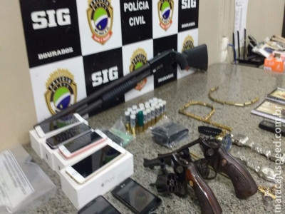Polícia desarticula quadrilha que pretendia matar agente