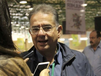 Tavares diz que deixa Secretaria de Saúde por motivo particular