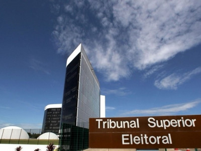 PEC libera sigilos bancário, fiscal e patrimonial de candidatos