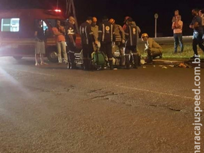 Jovem que se atirou em frente de carro não corre risco de morte