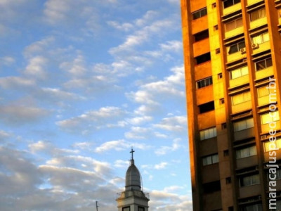 Dia amanhece fresquinho e meteorologia ainda prevê chuva