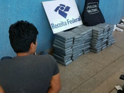 Peruano é preso com 74 quilos de cocaína escondida em caixa de som