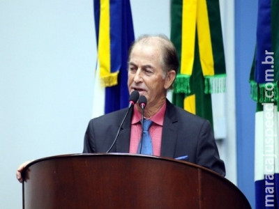 Bebeto cobra recursos para novas moradias nos distritos