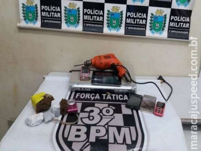 Polícia fecha “boca” comandada por mãe e filhos adolescentes