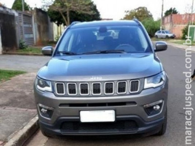 Homem é preso após invadir residência com carro de luxo furtado