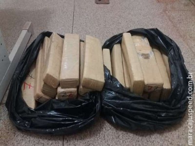 Douradenses são presos com maconha dentro de veículo