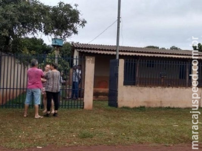 Idoso é encontrado morto em cama com as mãos amarradas