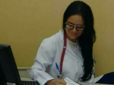 Enfermeira morre na Santa Casa após colidir moto em poste