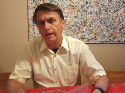  Bolsonaro pretende estender validade de CNH para 10 anos