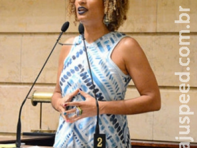 Ex-PM suspeito de envolvimento na morte de Marielle é preso