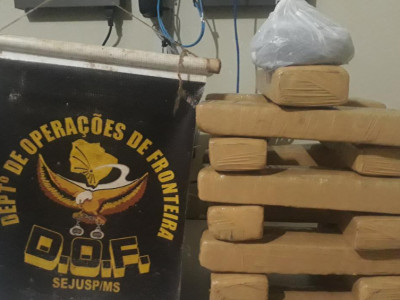 DOF apreende adolescente transportando droga em ônibus