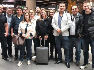 Eleitos que foram à China são chamados de caipiras