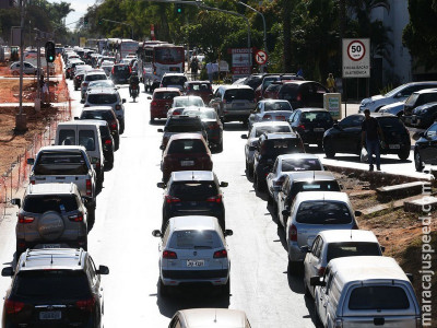 Motoristas podem ter desconto de até 30% no valor do IPVA
