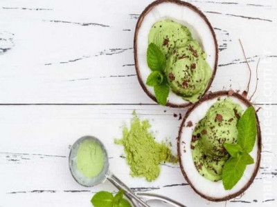 Mousse fit de abacate com avelã perfeito para a sobremesa