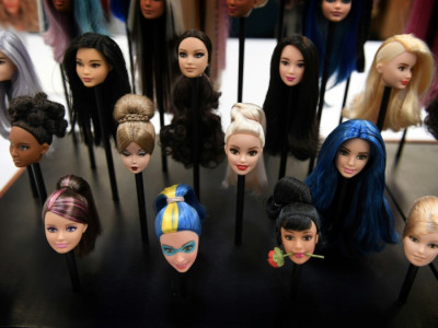 Prestes a fazer 60 anos, Barbie se mantém atual