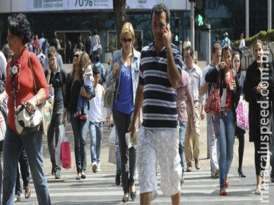 Saiba quem pode comprar arma de fogo e quais os trâmites