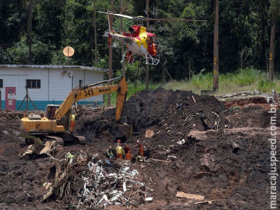 Buscas em Brumadinho prosseguem pelo oitavo dia 