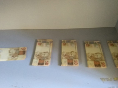 DOF apreende mais de dez mil reais em moedas falsas