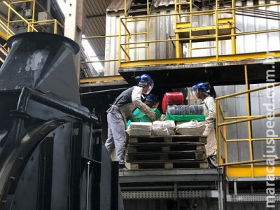 Mais de 14 toneladas de drogas são incineradas pela Defron