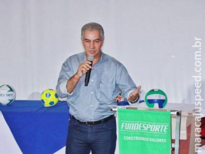 Governador pede apoio a deputados para mudar lei das licitações