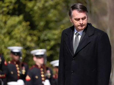  Governo tira do ar entrevista polêmica de Bolsonaro nos EUA