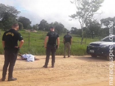 Homem é encontrado morto a facadas em estrada vicinal