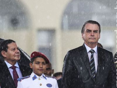 Bolsonaro não vê motivos para greve dos caminhoneiros, diz porta-voz
