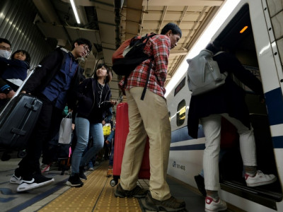 Japão inicia período excepcional de dez dias de férias