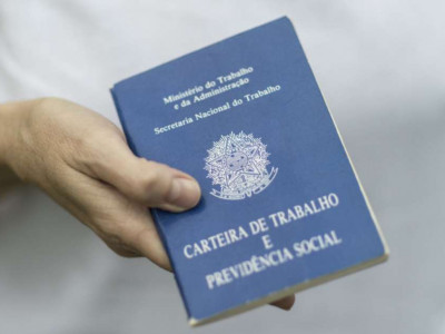 Previdência: Reforma deve estabilizar dívida pública em 2023