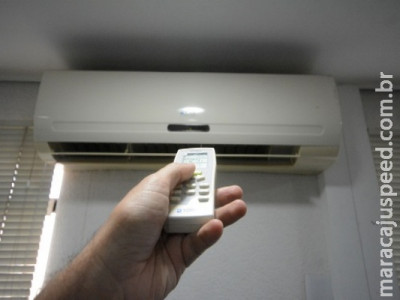 Conta de luz volta a ficar mais cara no mês que vem