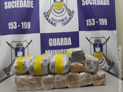 Jovem é preso com mala recheada de skunk e maconha