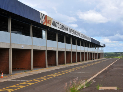 Motoqueiro morre após acidente no Autódromo de Campo Grande