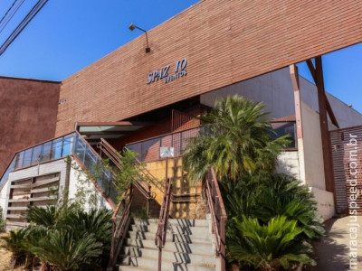 Boate fechada após pancadaria será exorcizada para virar igreja