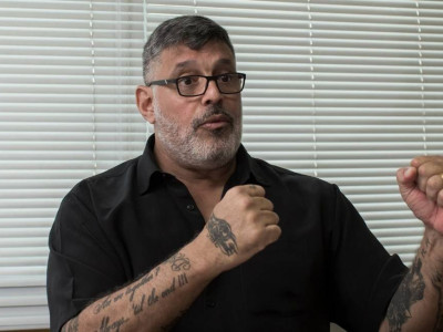 “BOLSONARO É MINHA MAIOR DECEPÇÃO”, CRITICA A METRALHADORA FROTA