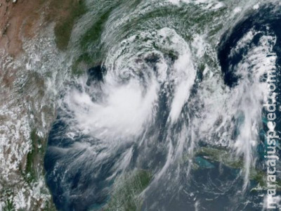 Tempestade tropical Barry se aproxima da costa sul da Louisiana 