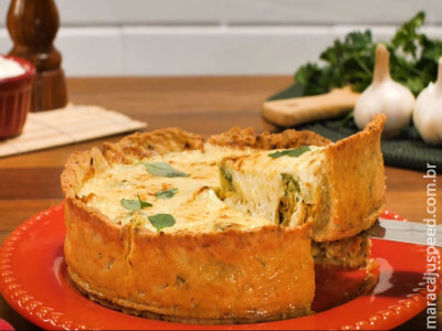 Torta de frango gratinada