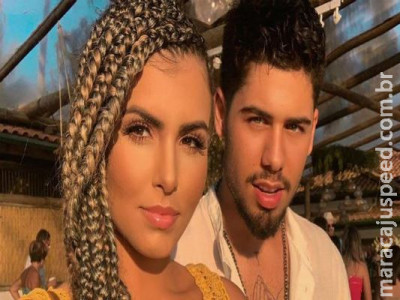 Com foto mostrando as alianças, Zé Felipe anuncia noivado