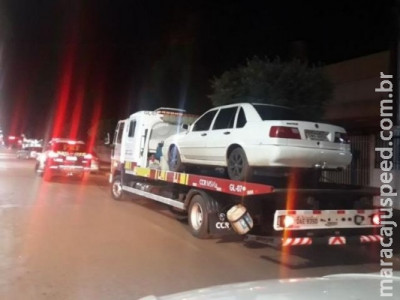 Traficante abandona carro com 100 quilos de maconha na BR-163