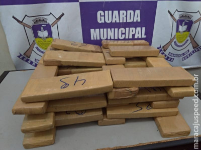 Dupla é presa na rodoviária com mala cheia de maconha