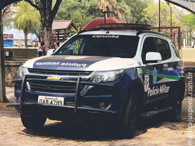 Mulher esfaqueia marido e é presa por violência doméstica em MS