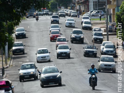 Prazo para pagar IPVA com 15% de desconto e Dpvat termina hoje