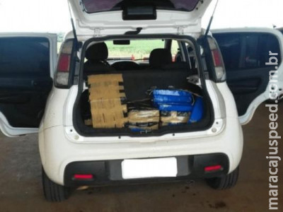 Jovens são perseguidos e flagrados com 330 quilos de maconha