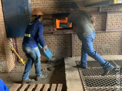 Polícia incinera quase duas toneladas de droga em Caarapó