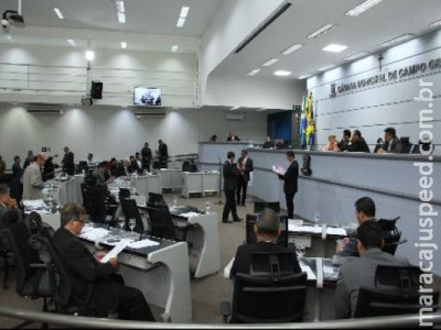 Cinco vereadores mudam de partido; dois vão para o PSD