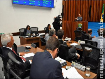 Só 4 deputados estiveram em todas as sessões da Assembleia