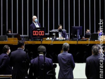 Deputados de MS votam a favor de adiamento das eleições
