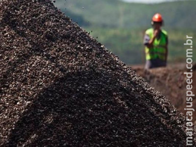 Exportação de minério de ferro pode ter melhor mês em 2 anos