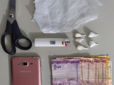 Homem é preso comercializando crack e cocaína